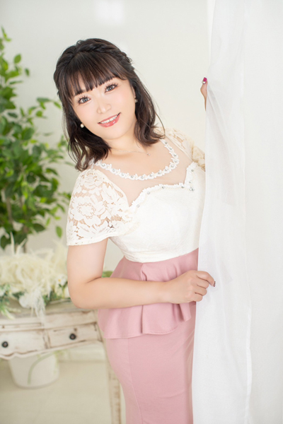 りえ  (極上Ｇカップ美女)