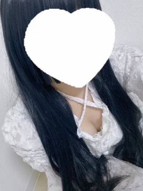 <font color="#ff0000">NEW</font>ましろ (六番のマスコット)<br/>18才T155・B78(C)・W57・H84