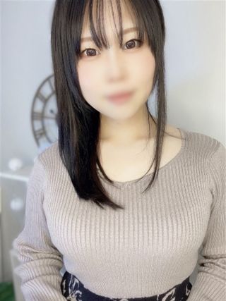 ちはる (清楚系、美白Fカップ♡)<br/>34才T158・B90(F)・W61・H85