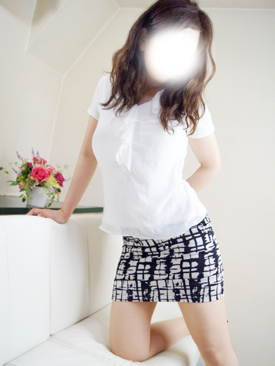 にこる (妖艶な愛くるしい瞳)<br/>T159・B86(D)・W58・H87