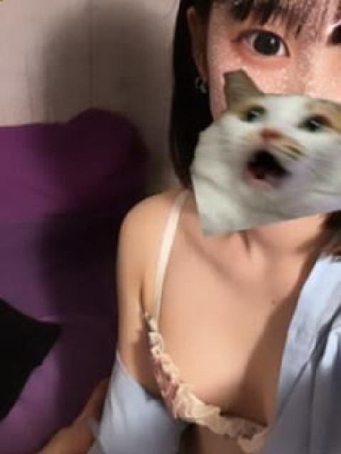 ゆん<br/>19才T154・B77(B)・W56・H78