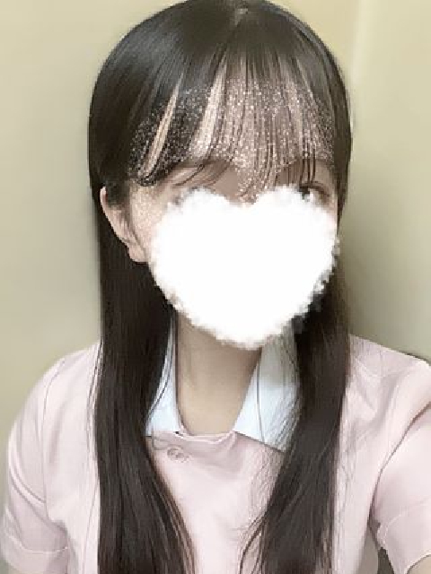 <font color="#ff0000">NEW</font>ここみ (この夏に坂道系美少女)<br/>20才T163・B90(F)・W59・H90