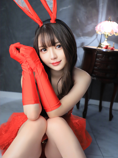 みちる (GODアイドル)<br/>23才 T158・B87(D)・W56・H86