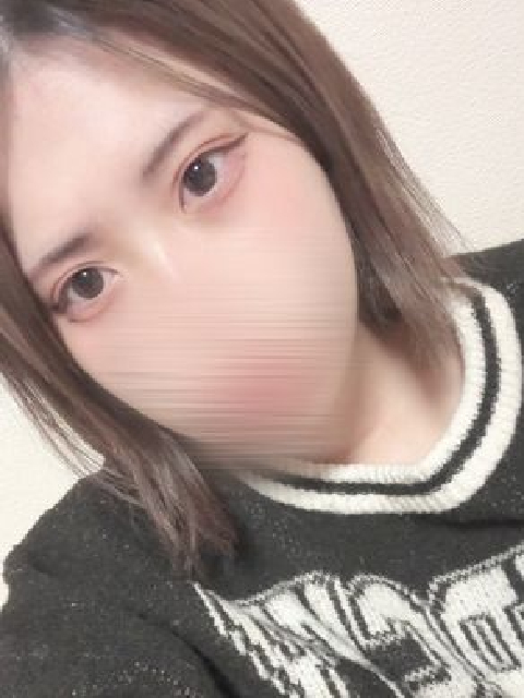 もも (俺の妹的無邪気さ)<br/>21才T166・B83(C)・W54・H84