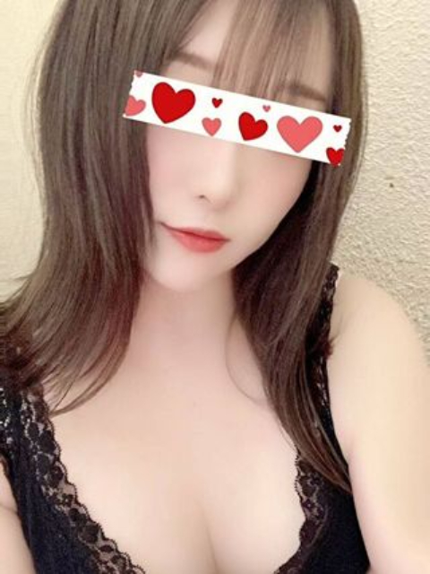 あみ (美白の癒し系)<br/>26才T156・B87(D)・W60・H86