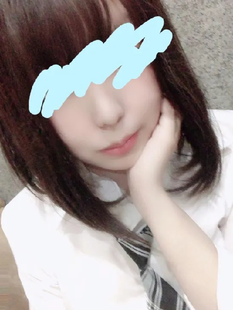 れい (おしとやかな癒し系!)<br/>20才T159・B85(C)・W60・H86