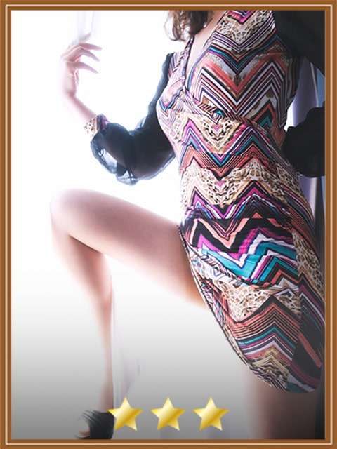 紫音はるみ<br/>50才 T163・B88(E)・W60・H89