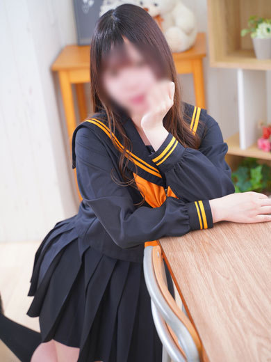 ふわり 18歳完全業界未経験<br/>18才T160・B84(D)・W54・H85