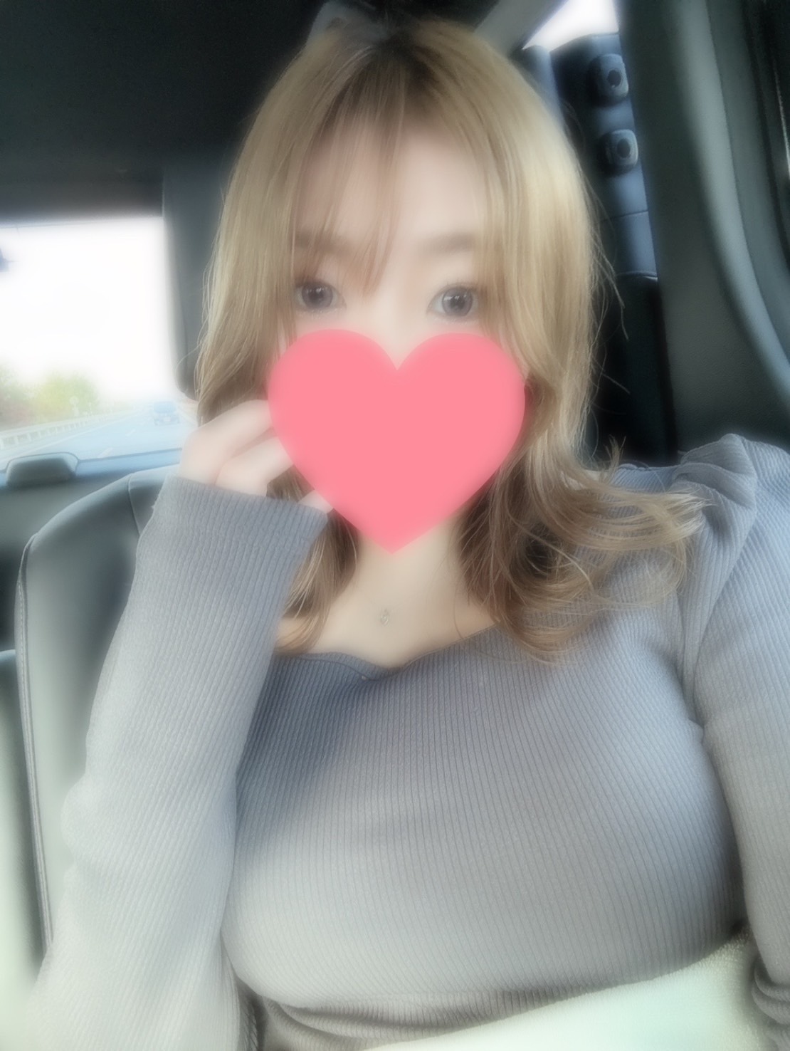 にこ (えちえちFカップ♡♡)