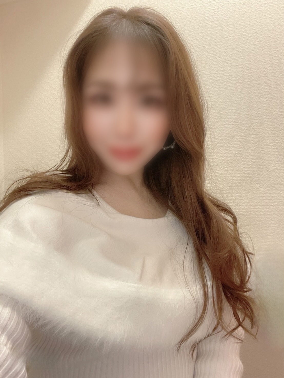 可愛さとキレイさを兼ね備えた溢れる色気「ゆな」さん