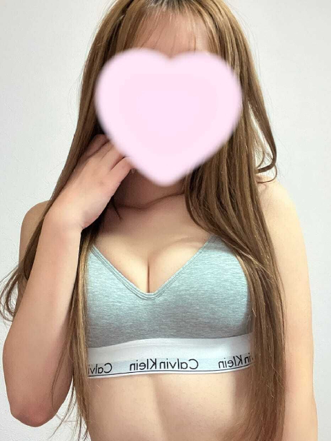 なな (本指名率NO1)<br/>21才T153・B85(D)・W54・H86