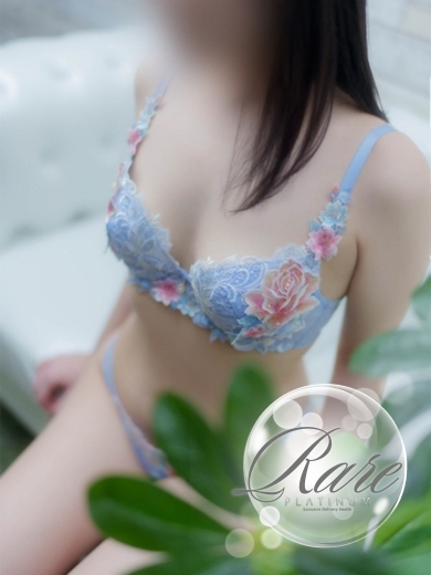 清楚系美女専門店 ＰＬＡＴＩＮＵＭプラチナム四日市店