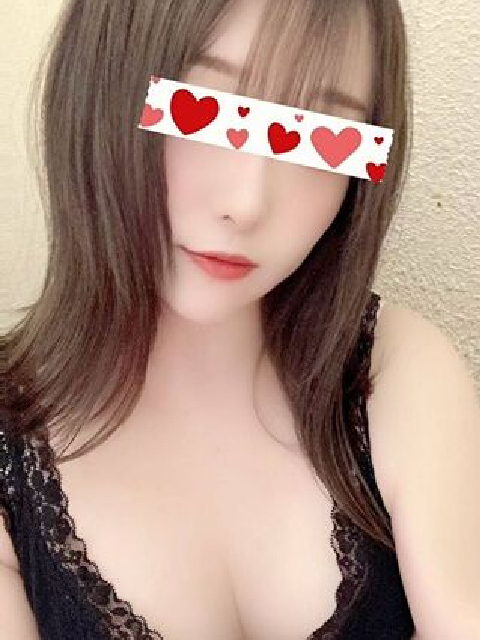 あみ (美白の癒し系)<br/>26才T156・B87(D)・W60・H86