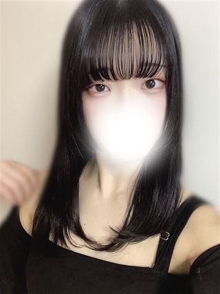 るん (文化系美少女)<br/>24才T161・B83(C)・W57・H86