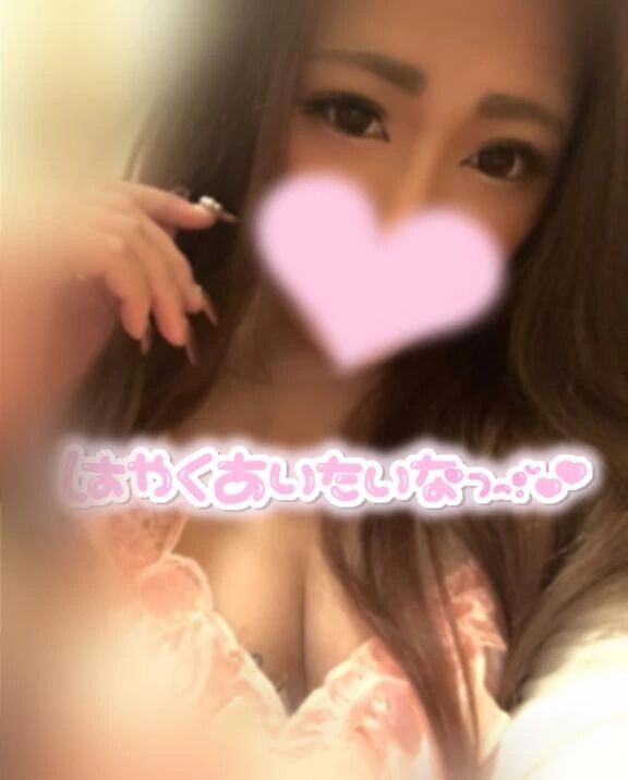 ろみ(SSS級悩殺美女)