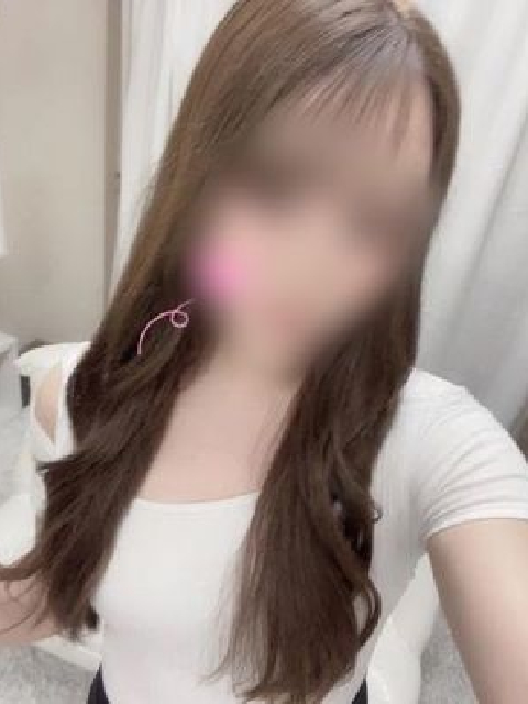 <font color="#ff0000">NEW</font>まいか (Hな愛され美少女!)<br/>21才T160・B88(E)・W56・H84