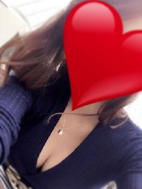 みく (穏やか清楚系)<br/>21才T159・B87(E)・W57・H86