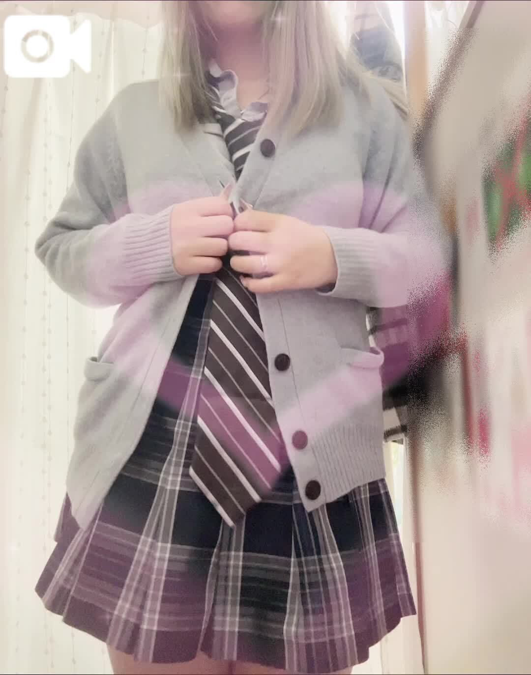 繊細で淫乱な傑作リアル体験！ドMおじさんで遊ぶ穴セッ○スに興味がありすぎるロリなムッツリ美乳JKが偶然出会った中年おやじとの濃密SM交尾にドハマりする&#128103;&#127995;&#128104;&#127995;&#128286;