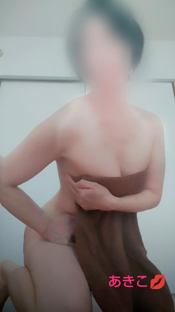ちらちらちらちらちらちらちら(/ω・＼)
