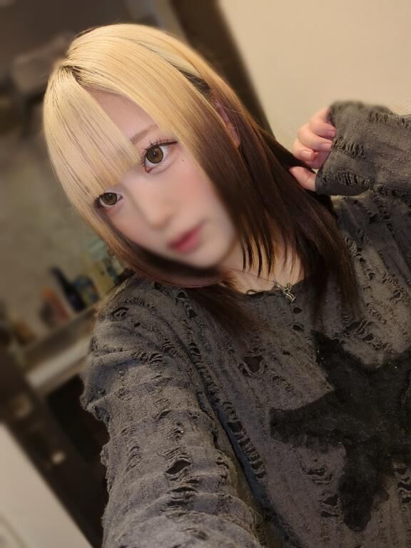 にょっす駱