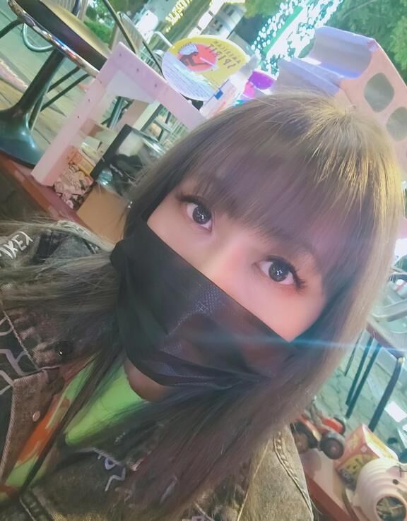 お休み中です
