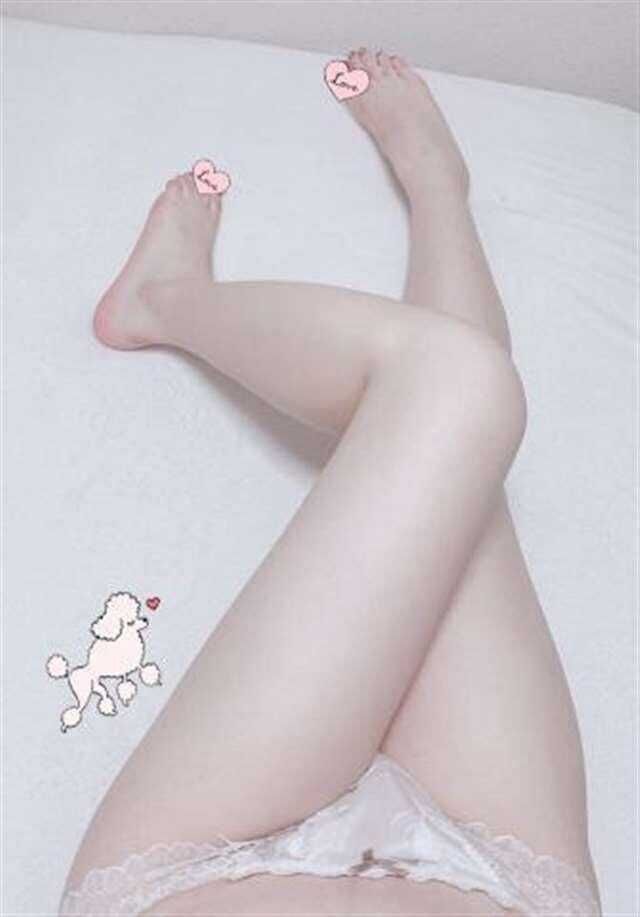 﫣