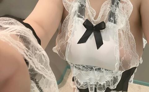 裸メイド&#9825;