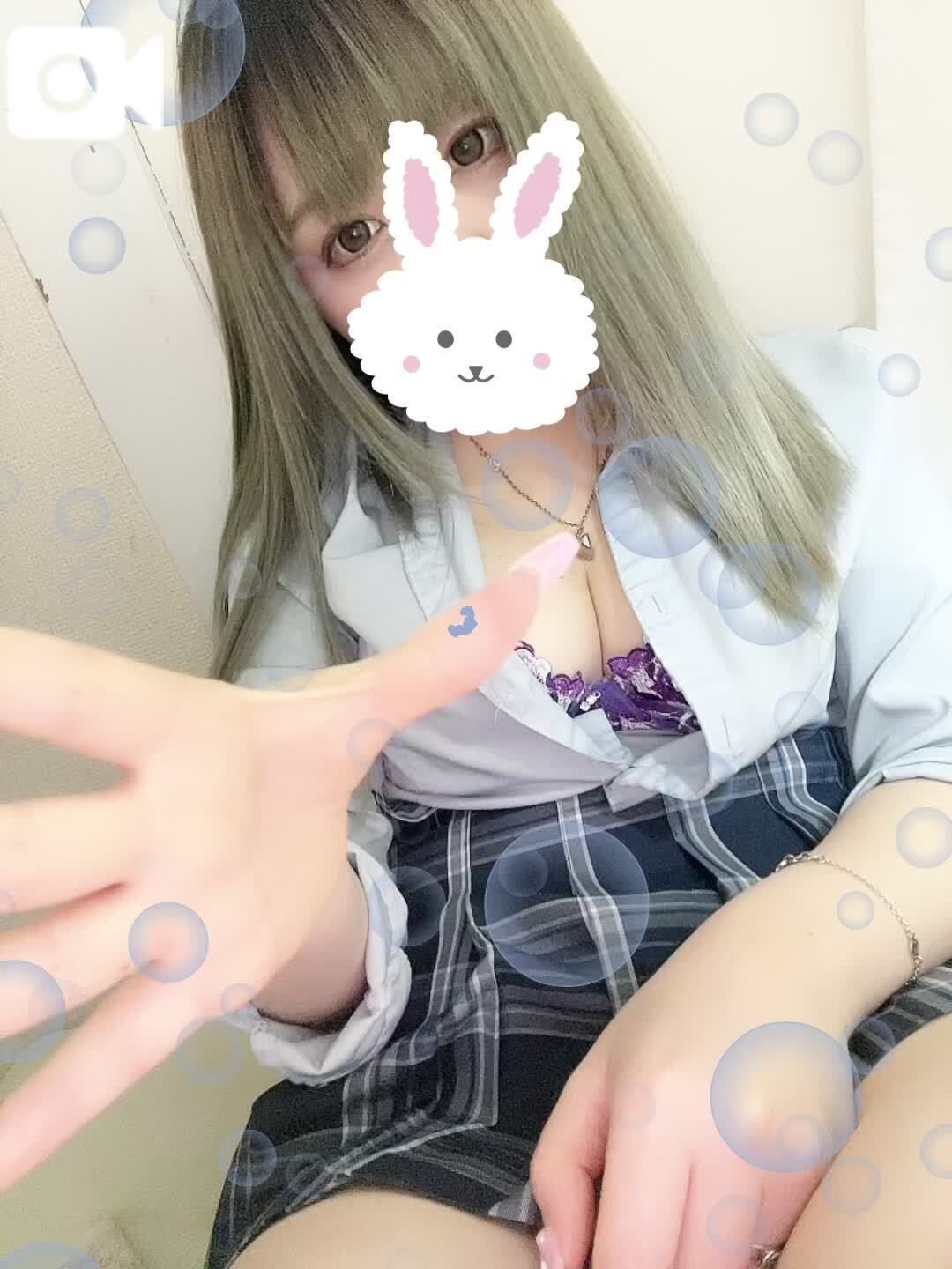 パイパン子供身体でお漏らし放尿！？これよりチ○ポに響くエロさ無いだろ&#128051;&#127820;&#128286;