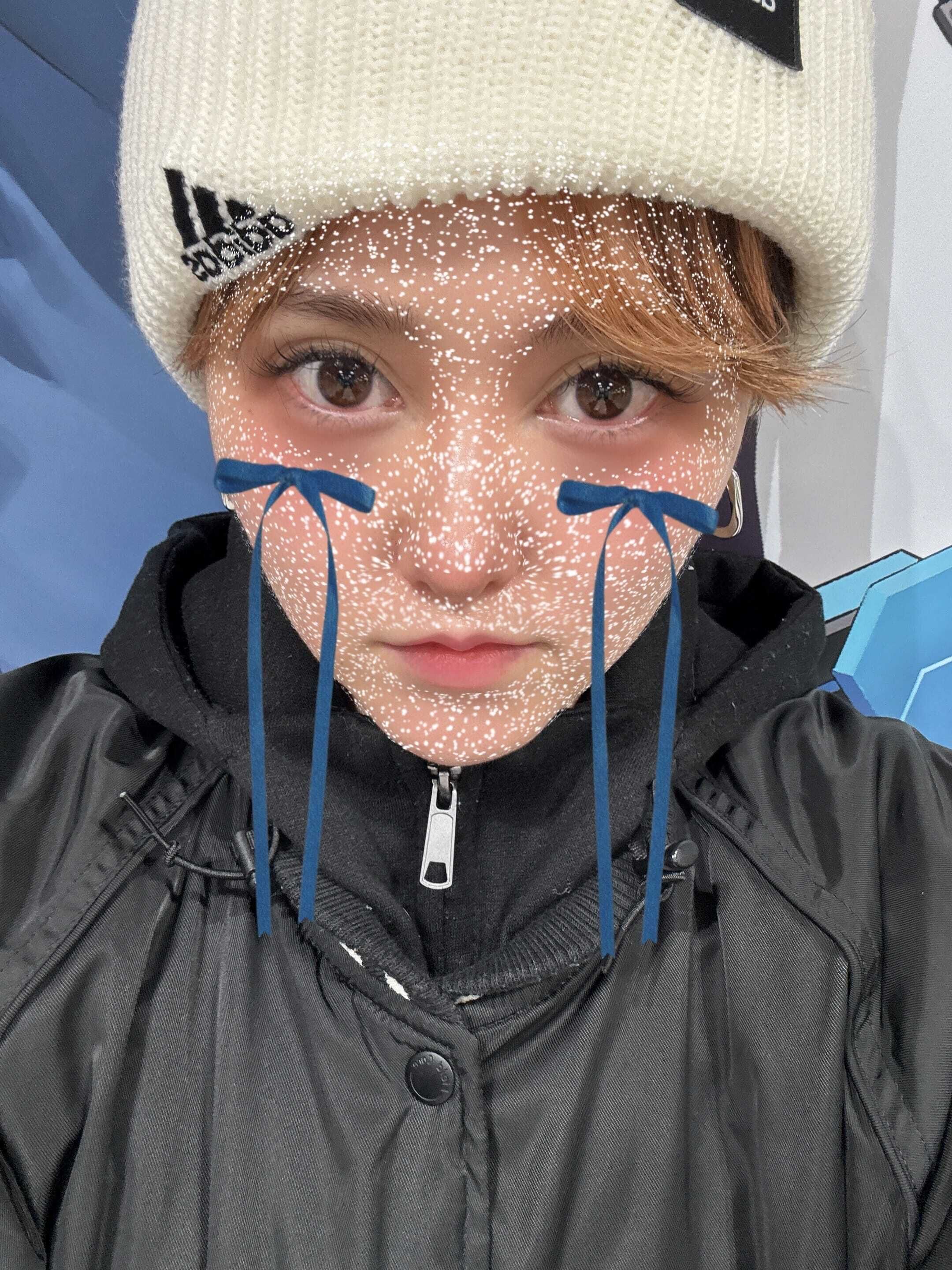 寒くて暖まりたくて眠れなくてエアコンで暖まって寝る