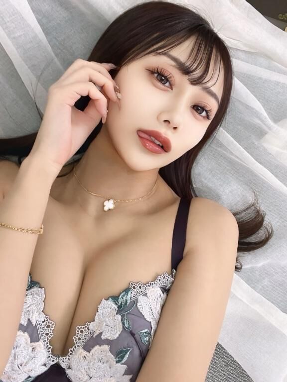 顔がエロい
