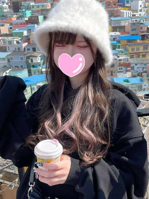 すぐに濡れちゃうんです(泣)