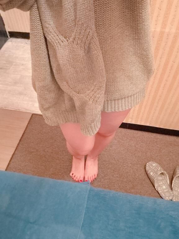 ゴロゴロ。