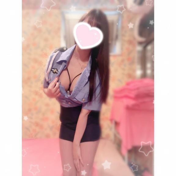 朝に立っちゃったお&#9825;んぽを...&#128149;&#128149;