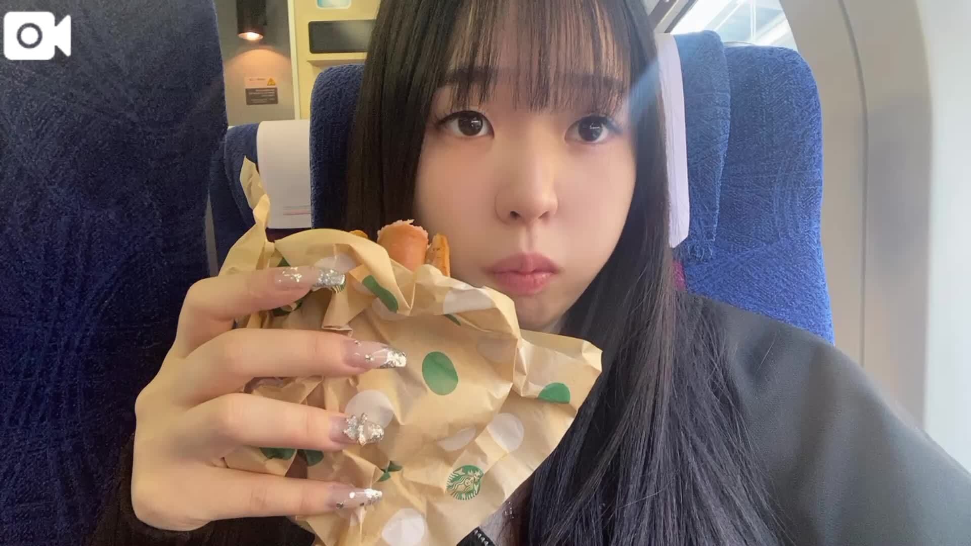 ち〇こ食べた