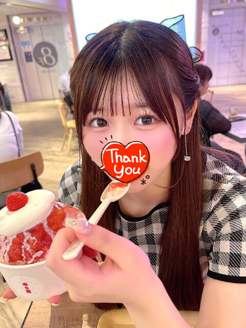 お店辞めようかなって(´&bull;ω&bull;&#805;`)