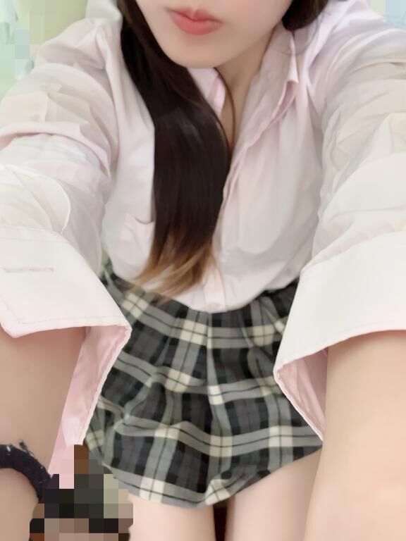 しゅっ( &bull; &#768;ω&bull;&#769; )ゞ