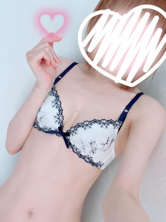 &#9584;(*´&#65078;`*)&#9583;&#9825;