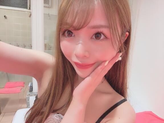明日14:30-16:45-19:00-21:15-ご案内可能です