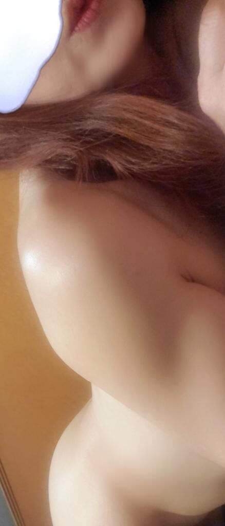 お仕事お疲れ様です&#9825;　3月も今日で終わりますね&#9825;　今月もいっぱい優しくしてくださり、どうもありがとうございます&#9825;&#9825;&#9825;