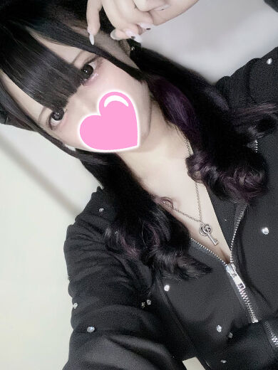 オナニーしたくなってきた(´ ・ω・`)
