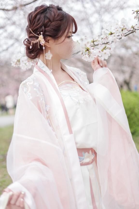 4月&#127800;