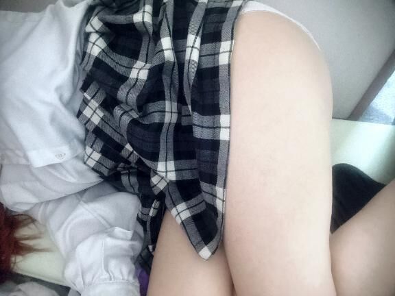 &#129319;