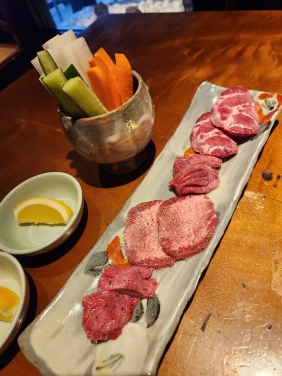 おにく〜&#129385;