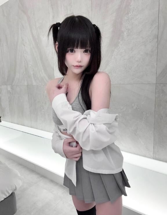 ねるぞー&#1641;( &#5147; )&#1608;
