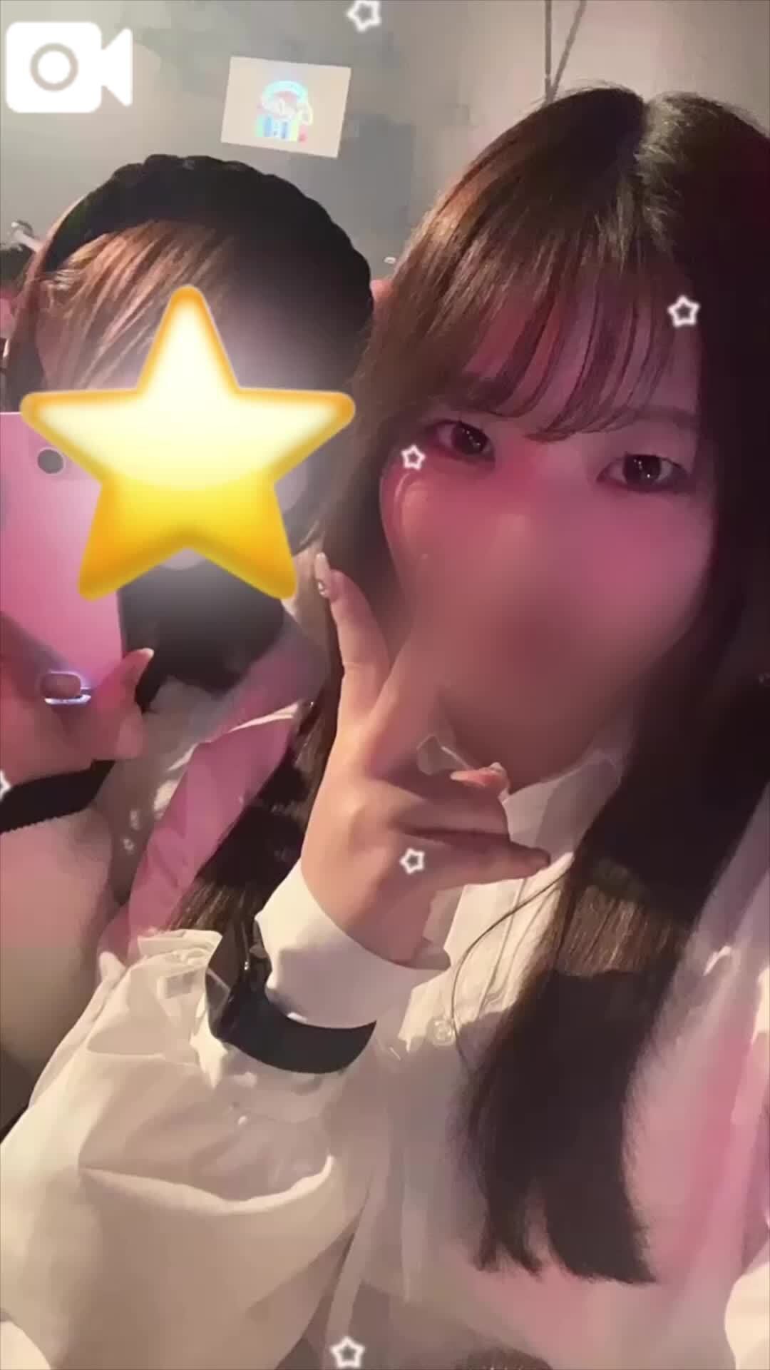しゅ&#9693;(&#9285;&bull;&#7447;&bull;&#9285;)&#9692;..°&#9825;