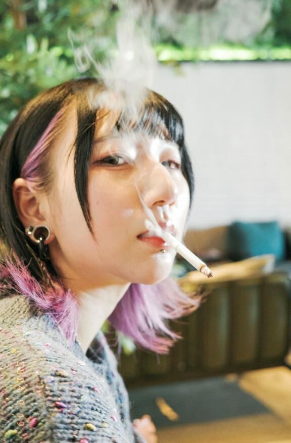 紫煙をくゆらせ支配される