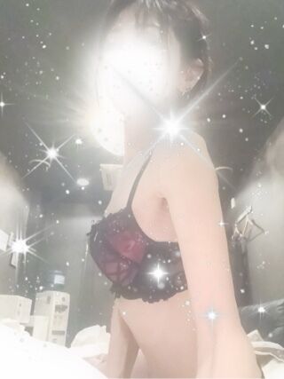 &#1641;(&#3665;&#10075;&#7447;&#10075;&#3665;)&#1782;