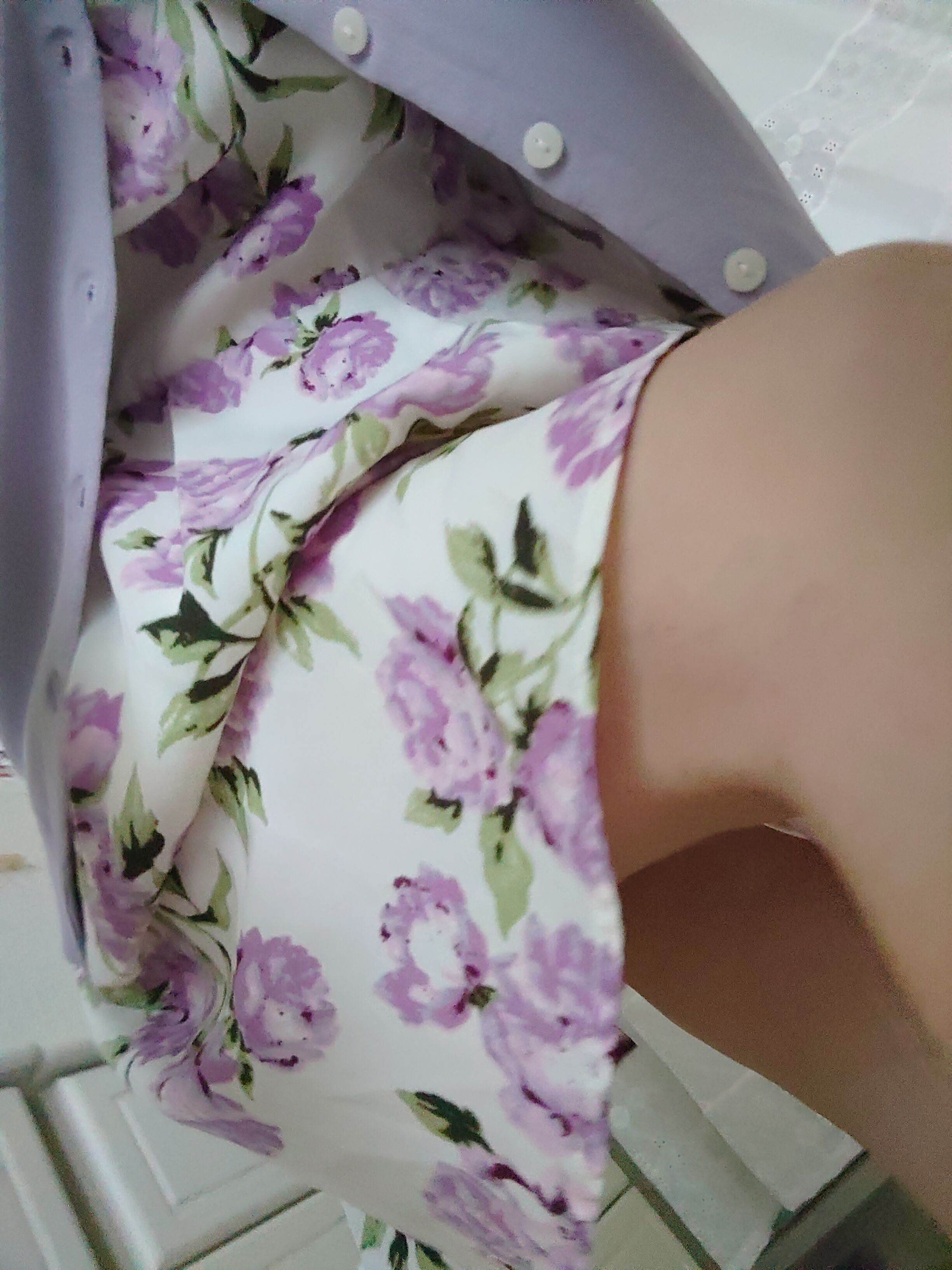 やさしくさわって…
