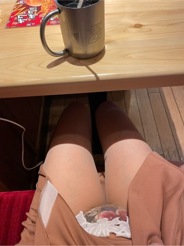 ほたる今日のパンチラ