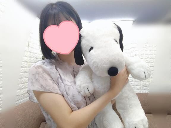 街中でイチャイチャするカップル‥‥